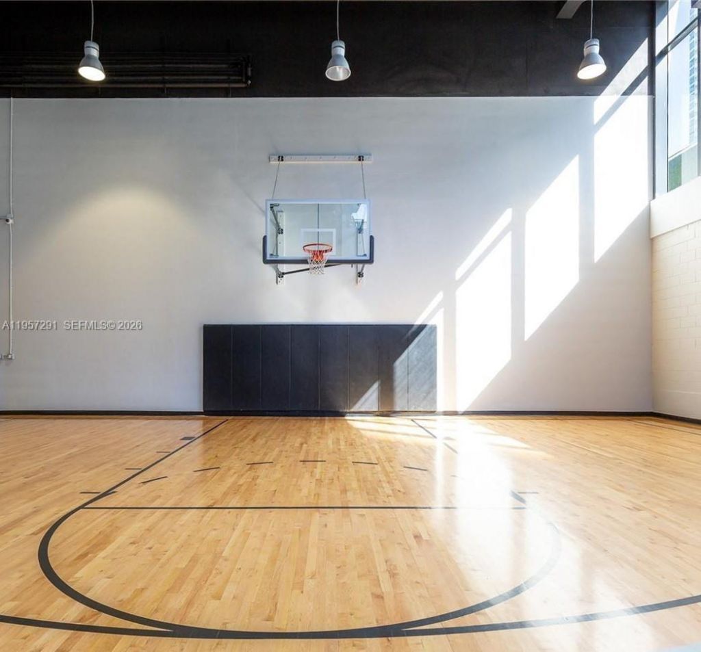 1010 Brickell Ave , Unit 3410, Miami, FL 33131 Photo