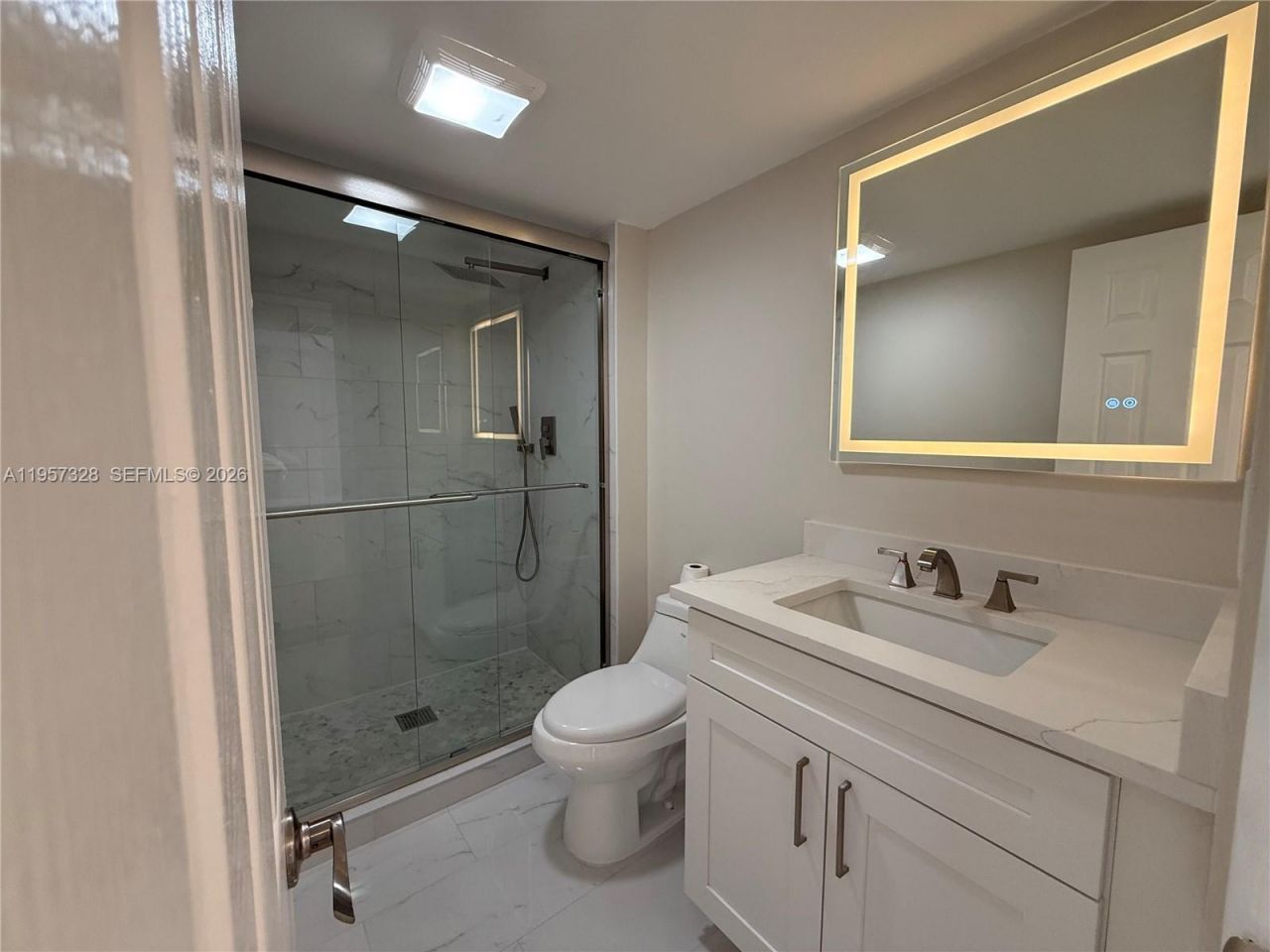 20335 W Country Club Dr , Unit 1203, Aventura, FL 33180 Photo