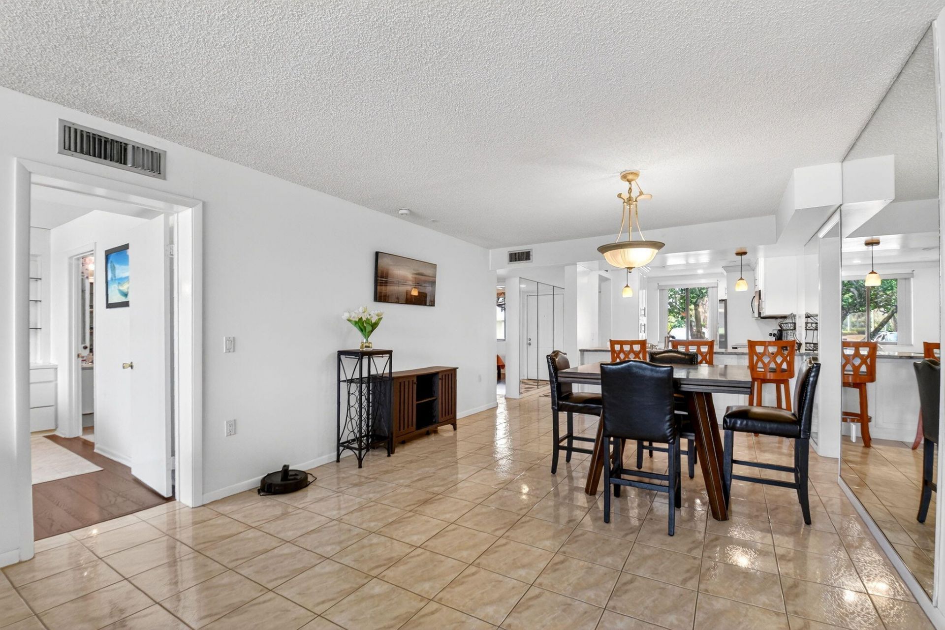 2421 Village Boulevard, Unit 106, West Palm Beach, FL 33409 Photo