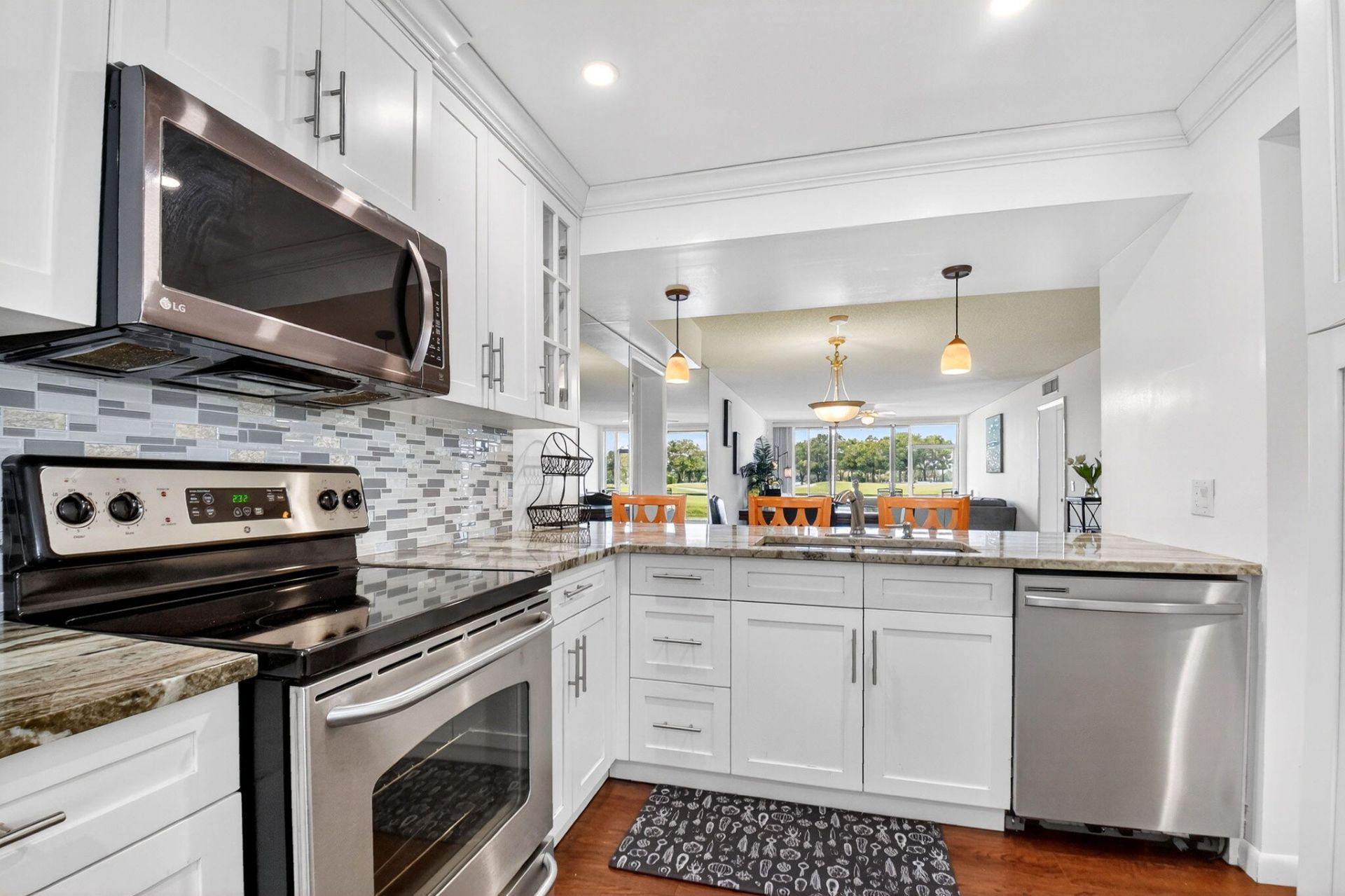 2421 Village Boulevard, Unit 106, West Palm Beach, FL 33409 Photo