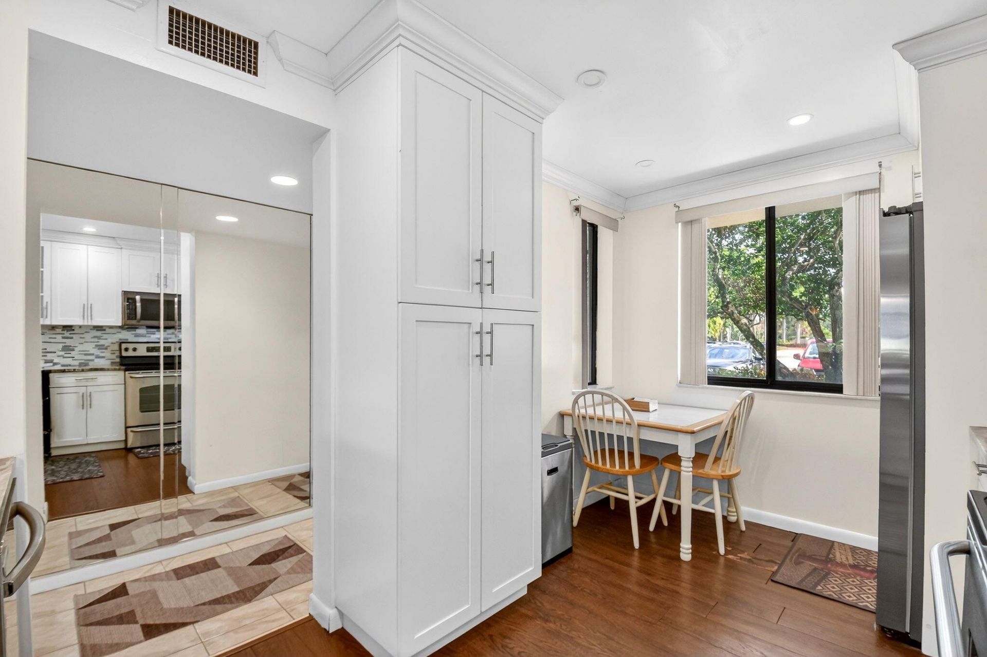 2421 Village Boulevard, Unit 106, West Palm Beach, FL 33409 Photo