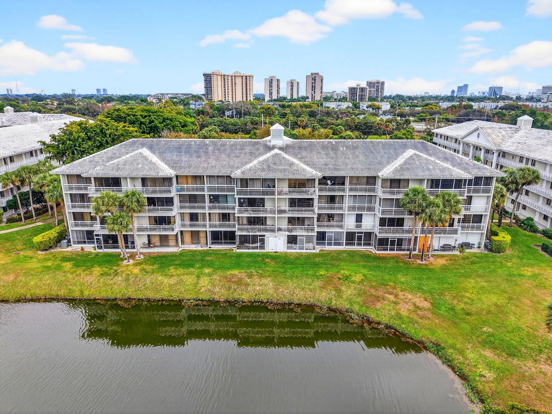 2421 Village Boulevard, Unit 106, West Palm Beach, FL 33409 Photo