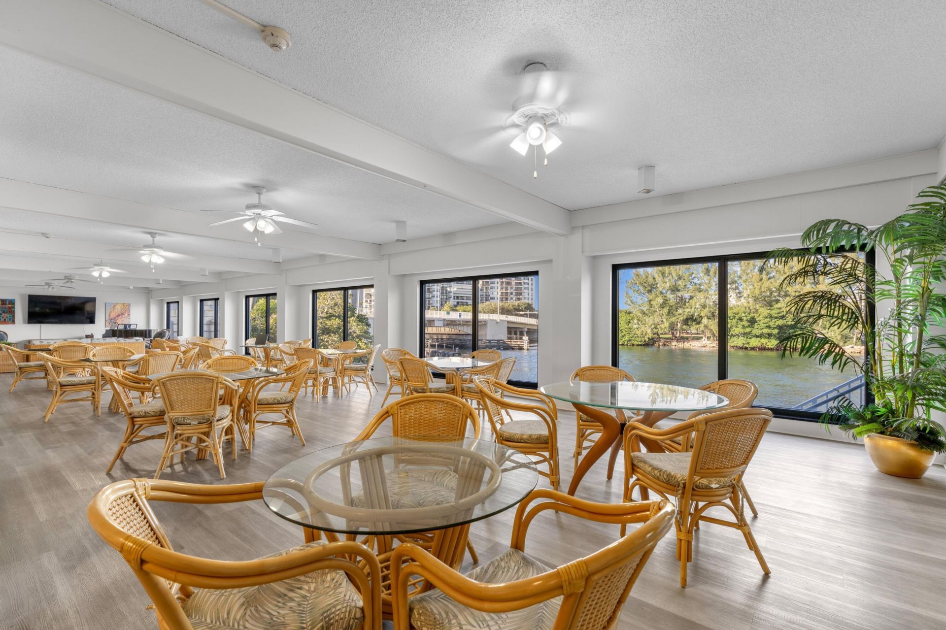 1401 N Riverside Drive, Unit 1007, Pompano Beach, FL 33062 Photo