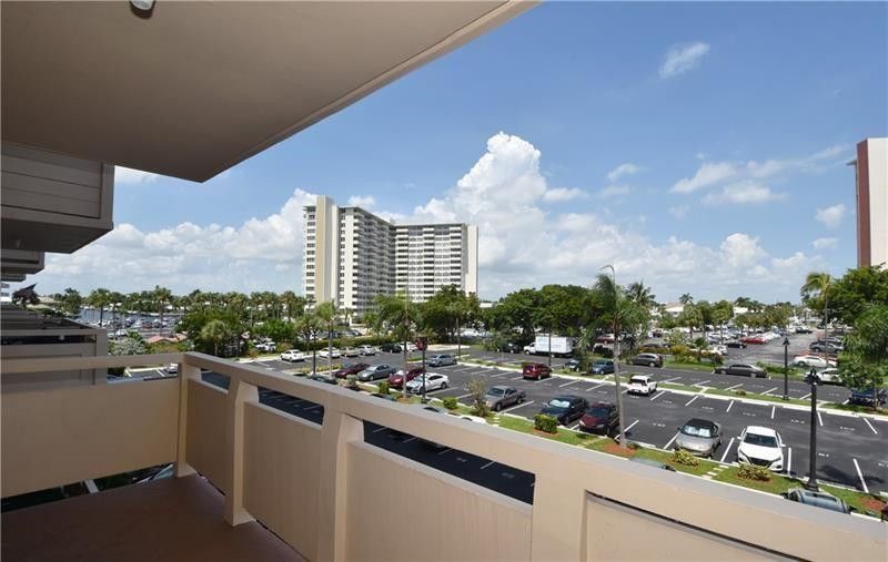3333 NE 34th St, Unit 304, Fort Lauderdale, FL 33308 Photo