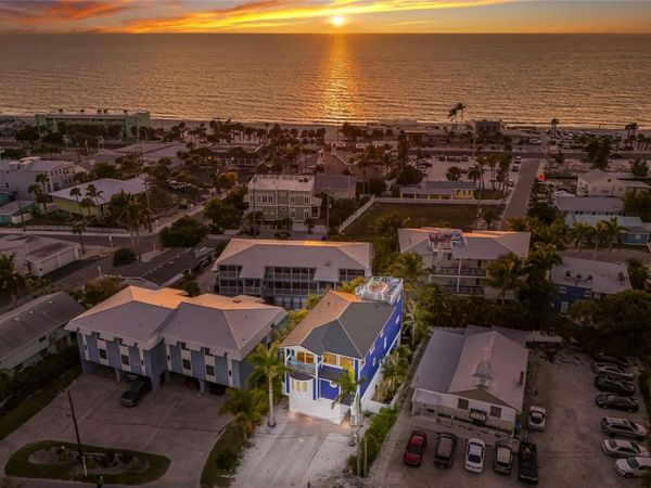 206 CHURCH AVENUE, BRADENTON BEACH, FL 34217