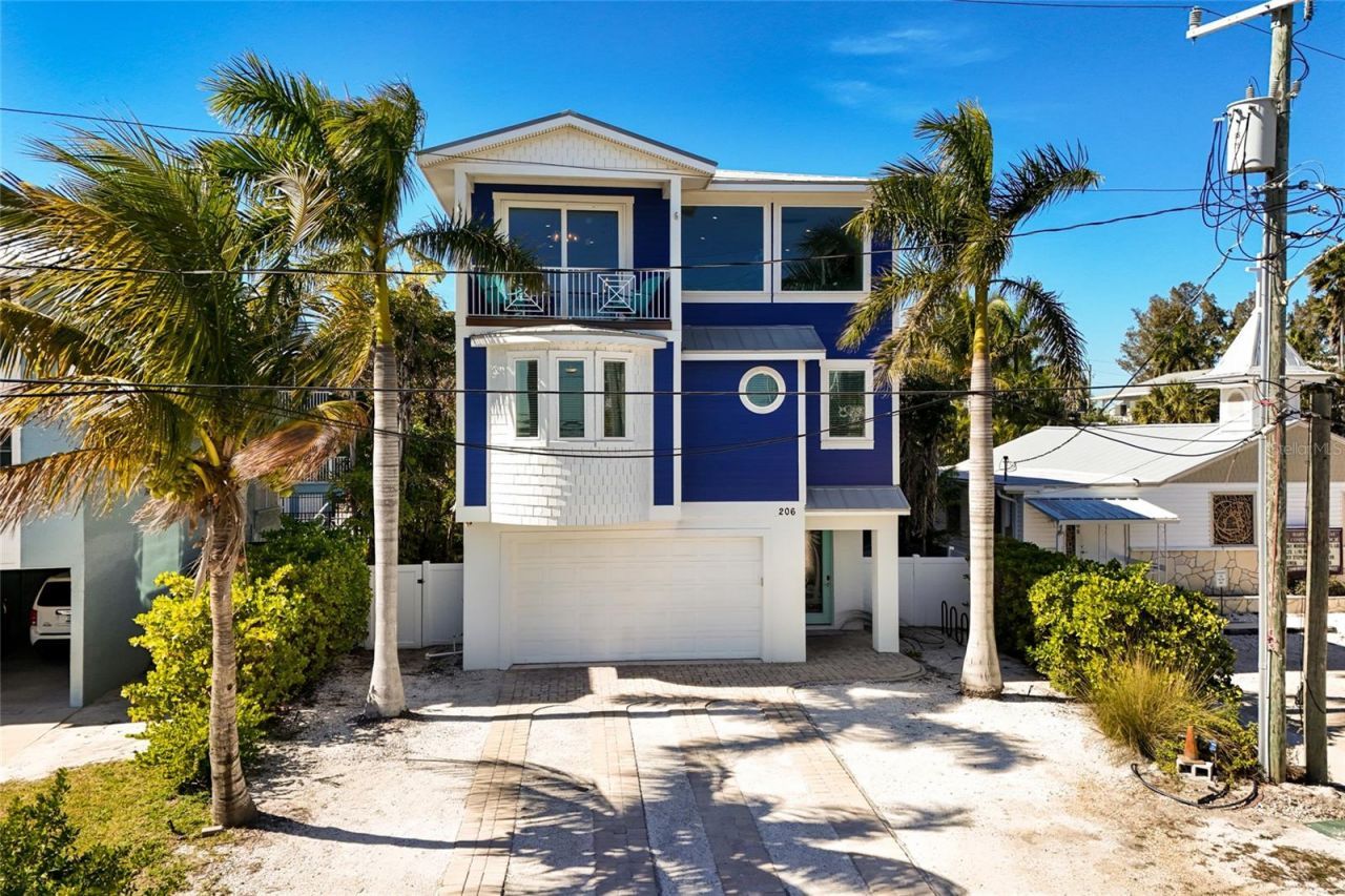 206 Church Avenue, Bradenton Beach, FL 34217 Photo