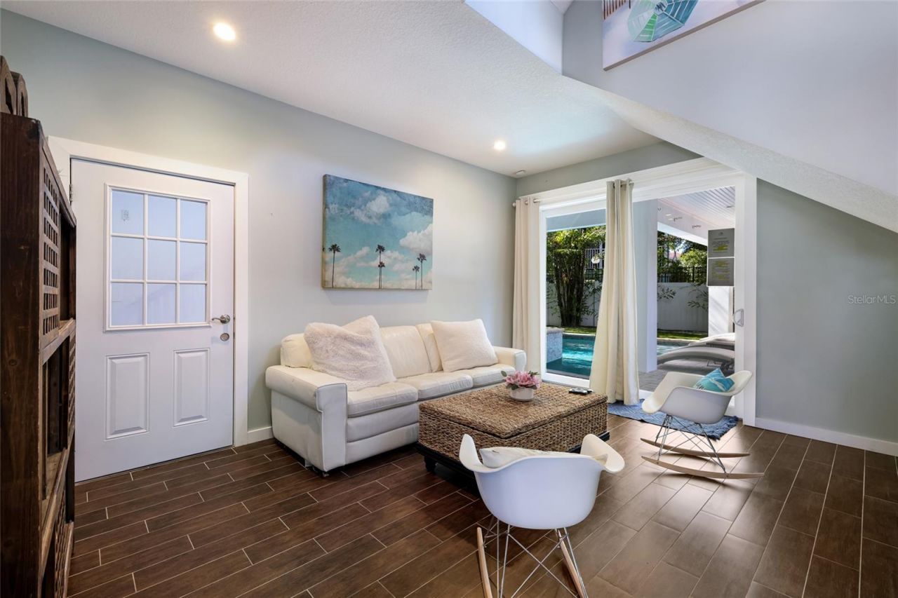 206 Church Avenue, Bradenton Beach, FL 34217 Photo