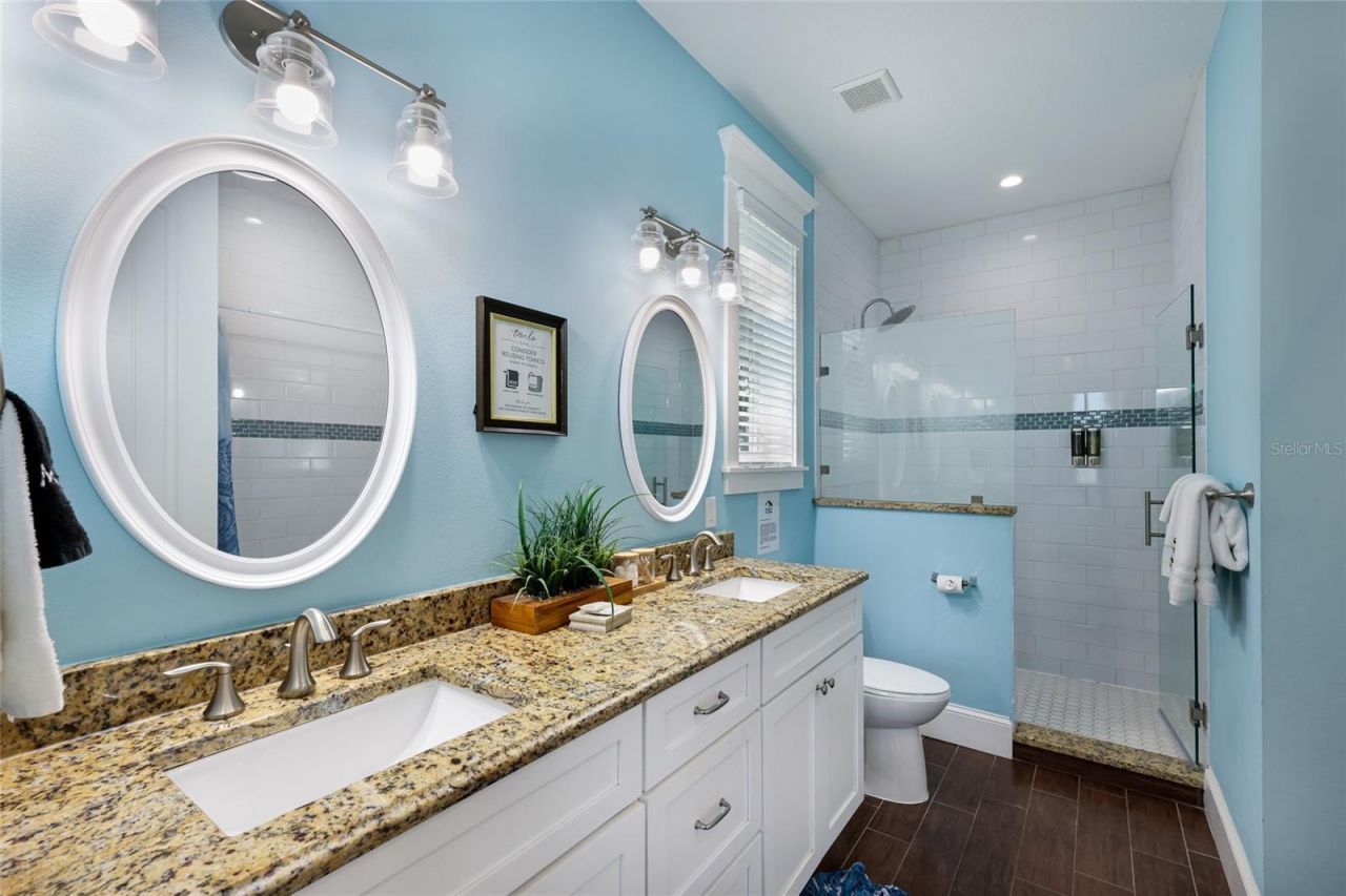 206 Church Avenue, Bradenton Beach, FL 34217 Photo