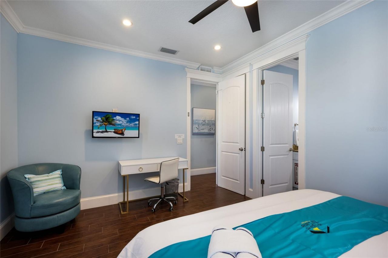 206 Church Avenue, Bradenton Beach, FL 34217 Photo