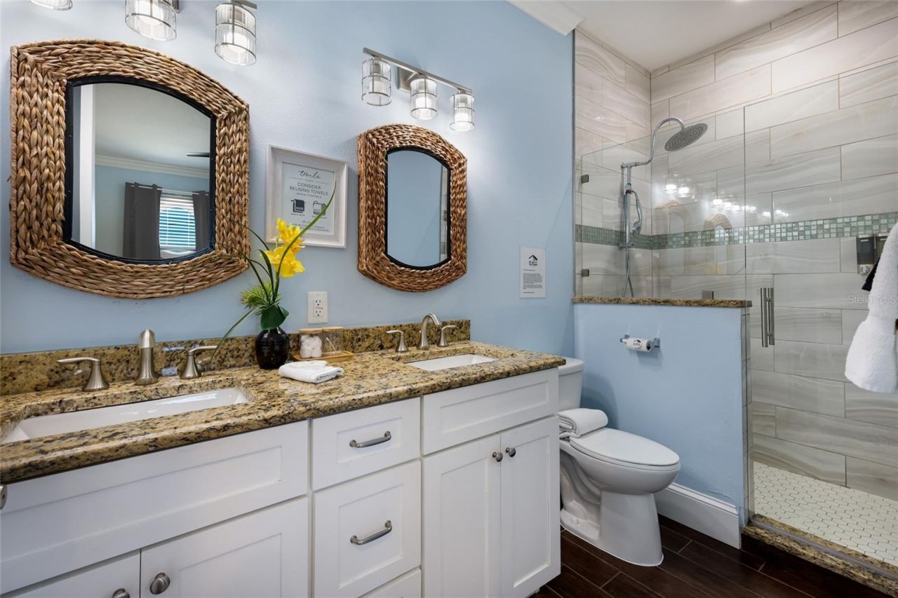 206 Church Avenue, Bradenton Beach, FL 34217 Photo