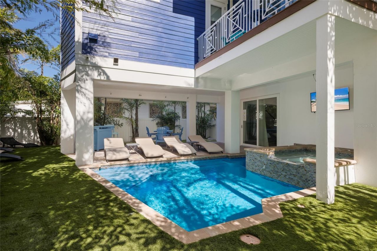 206 Church Avenue, Bradenton Beach, FL 34217 Photo