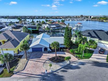 6344 COTTONWOOD LANE, APOLLO BEACH, FL 33572