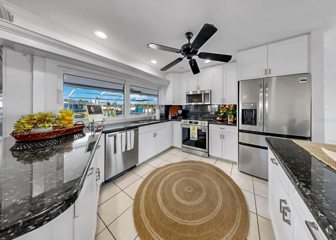 6344 Cottonwood Lane, Apollo Beach, FL 33572 Photo