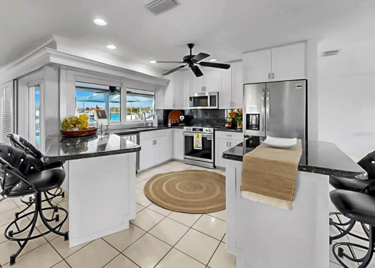 6344 Cottonwood Lane, Apollo Beach, FL 33572 Photo