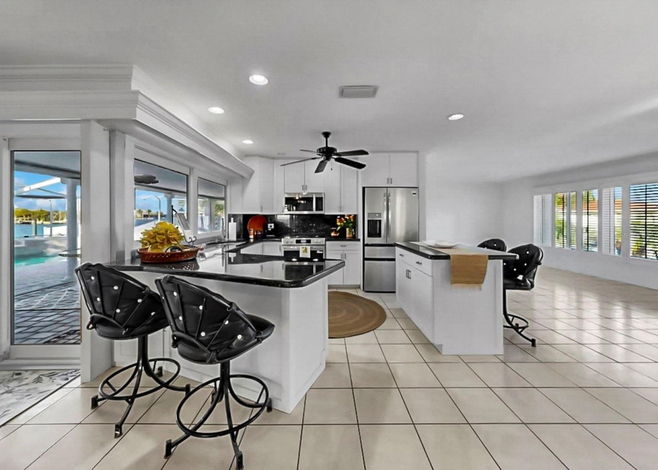 6344 Cottonwood Lane, Apollo Beach, FL 33572 Photo
