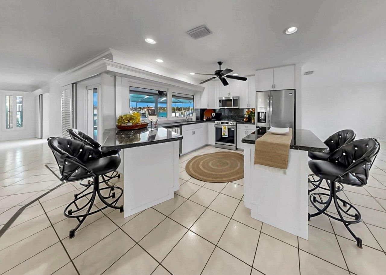 6344 Cottonwood Lane, Apollo Beach, FL 33572 Photo