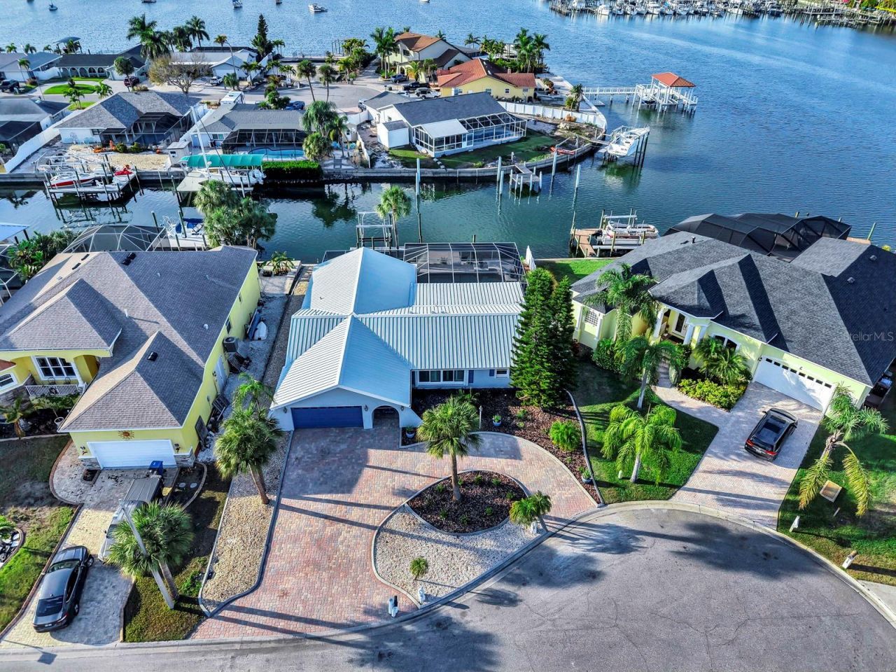 6344 Cottonwood Lane, Apollo Beach, FL 33572 Photo