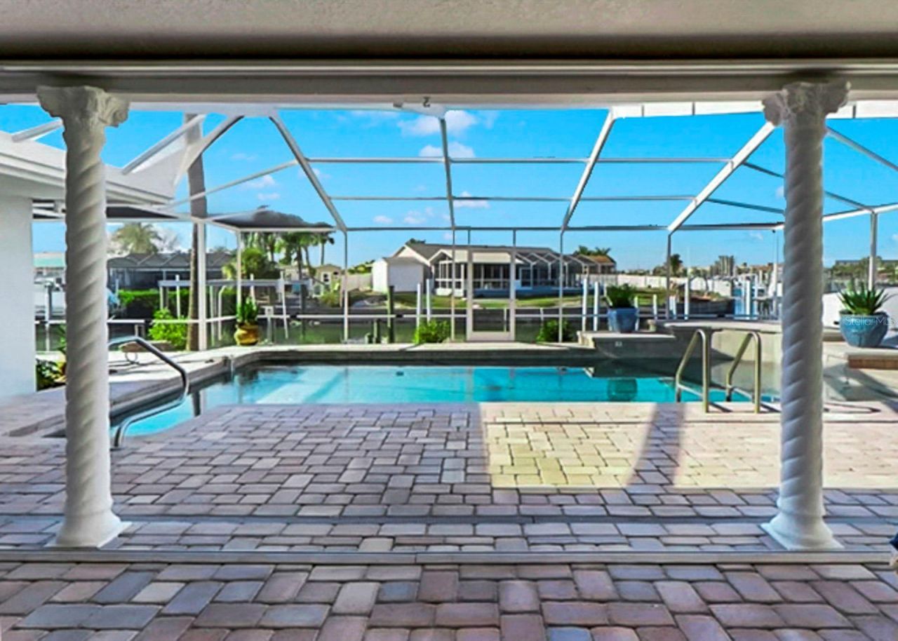 6344 Cottonwood Lane, Apollo Beach, FL 33572 Photo