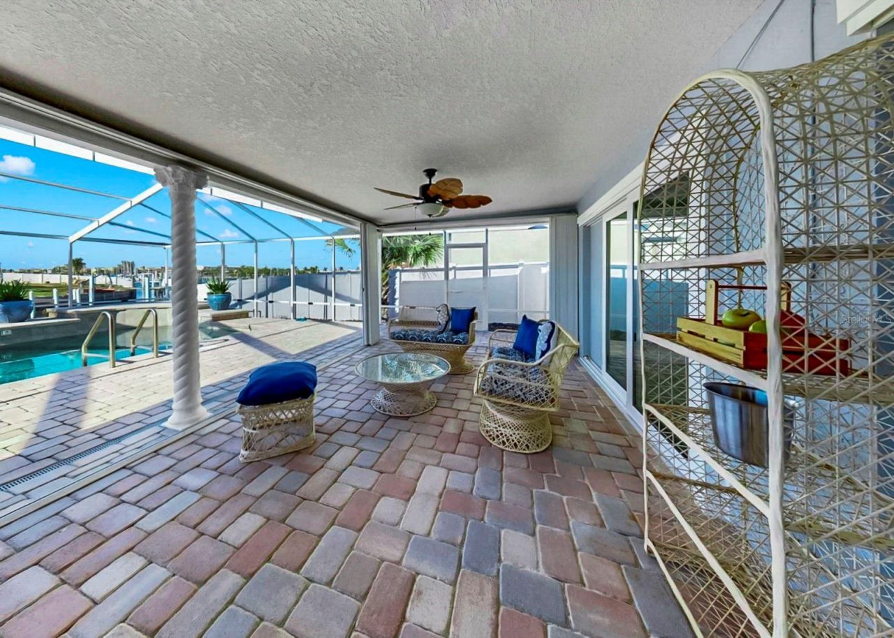 6344 Cottonwood Lane, Apollo Beach, FL 33572 Photo