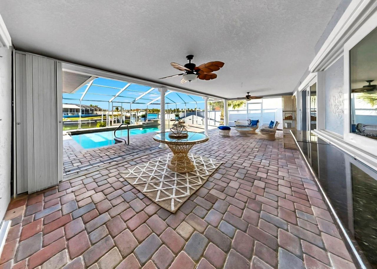 6344 Cottonwood Lane, Apollo Beach, FL 33572 Photo