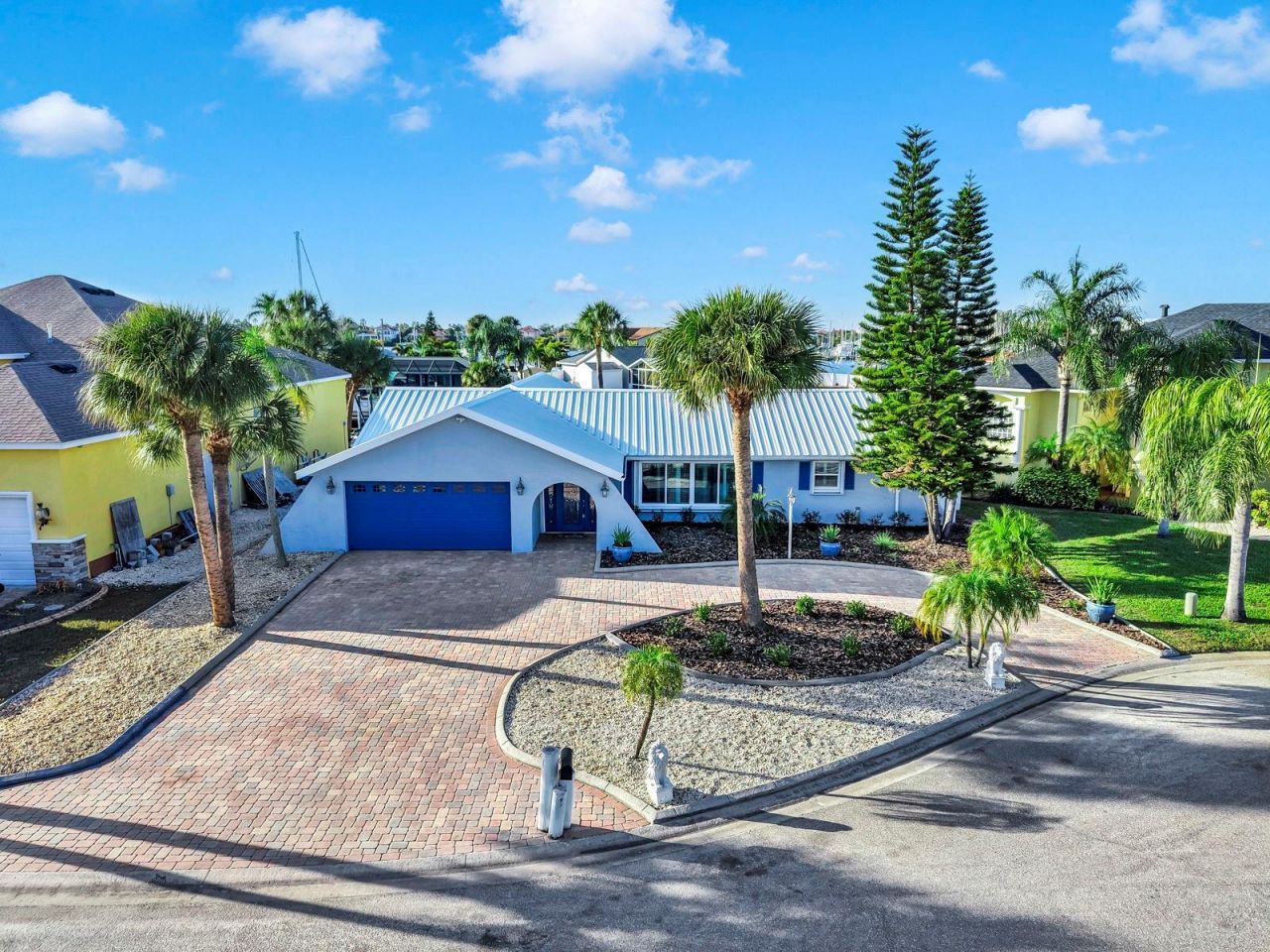 6344 Cottonwood Lane, Apollo Beach, FL 33572 Photo