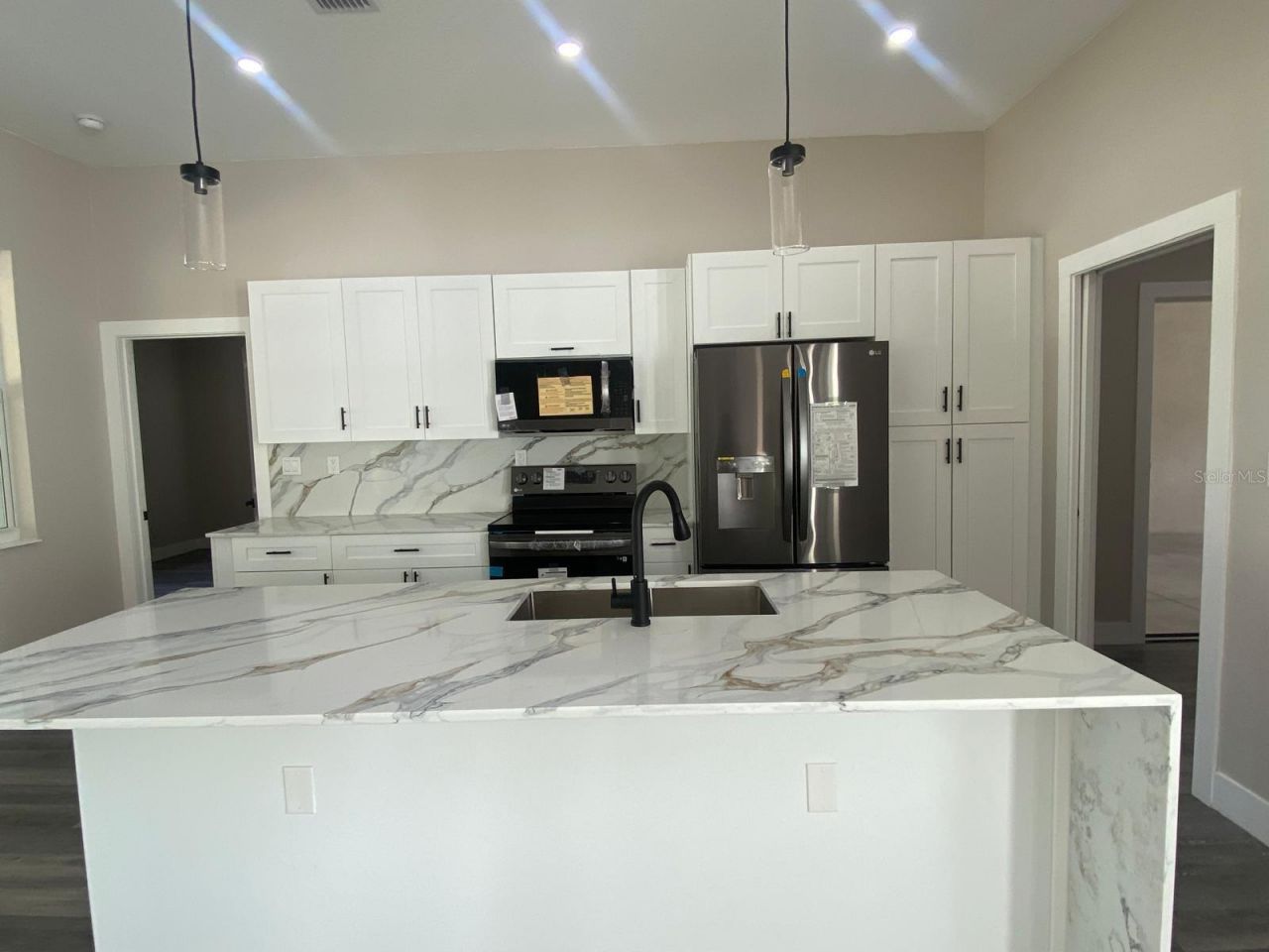 105 Blue Moon Avenue, Lake Placid, FL 33852 Photo