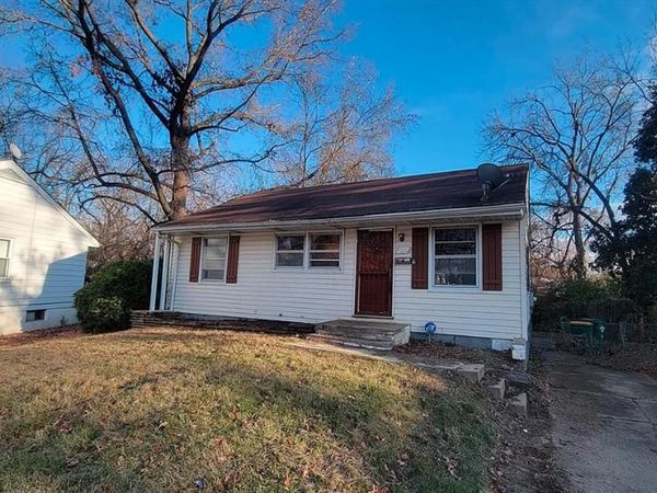 236 Estridge Road, St Louis, MO 63137