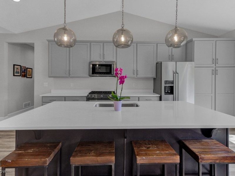 5 Choctaw Trail, Malvern, OH 44644 Photo 7