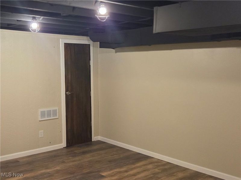 1075 NE River Road, Lake Milton, OH 44429 Photo 31