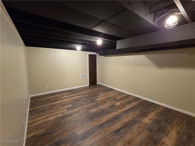 1075 NE River Road, Lake Milton, OH 44429 Photo 32