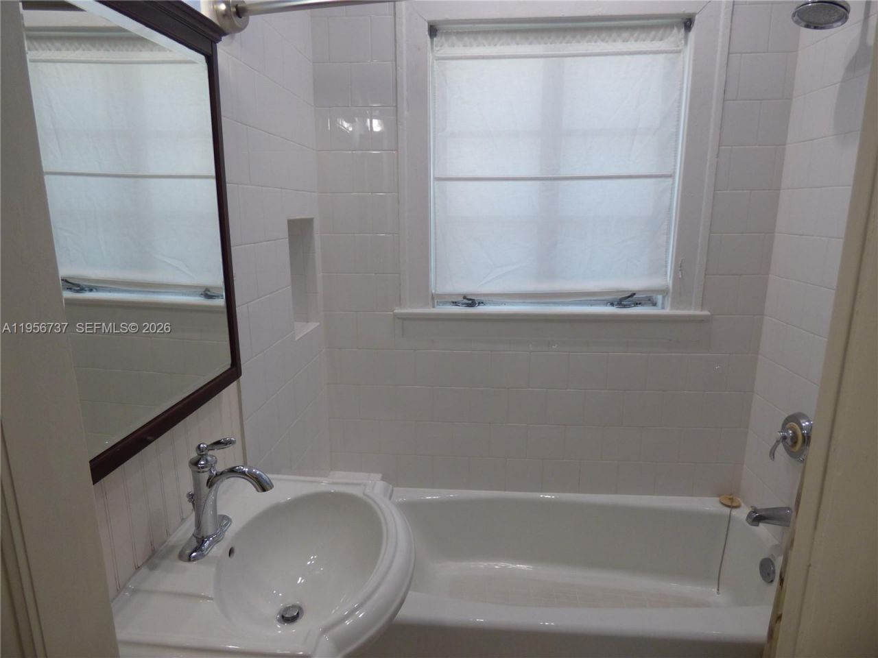 409 Marmore Ave, Coral Gables, FL 33146 Photo