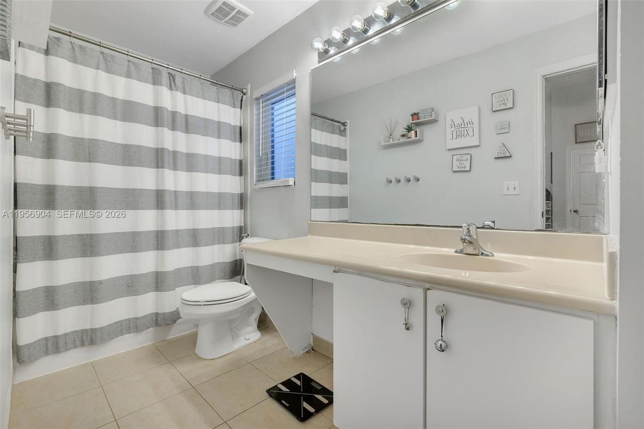 13324 SW 44th St, Miramar, FL 33027 Photo