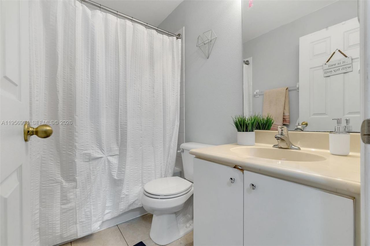 13324 SW 44th St, Miramar, FL 33027 Photo