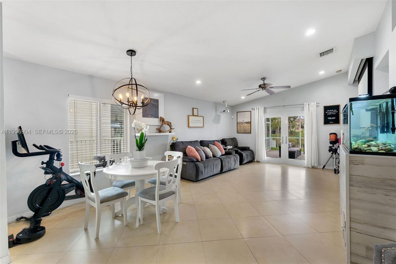 13324 SW 44th St, Miramar, FL 33027 Photo