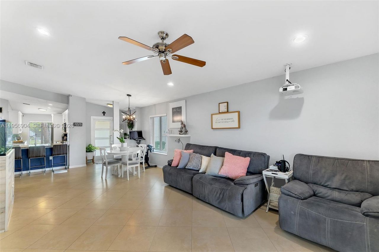 13324 SW 44th St, Miramar, FL 33027 Photo