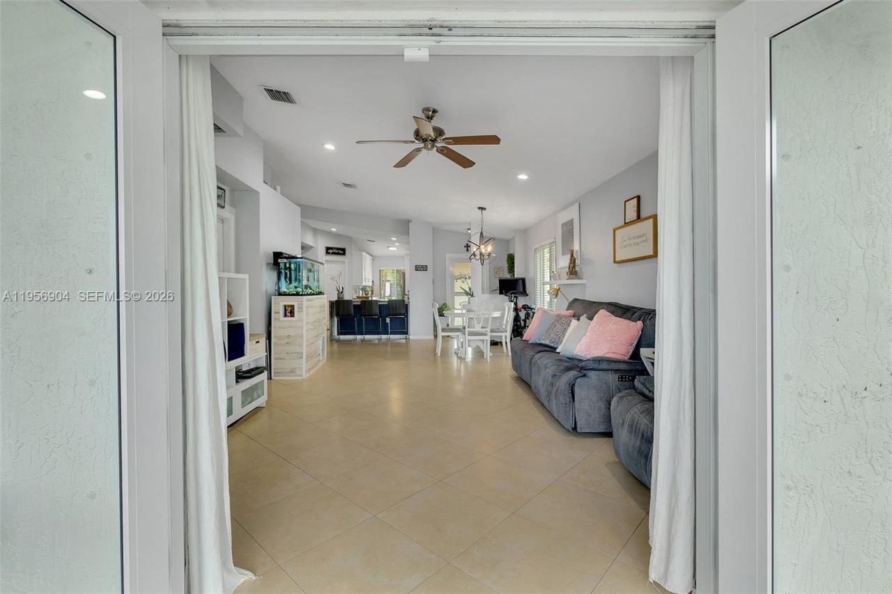 13324 SW 44th St, Miramar, FL 33027 Photo