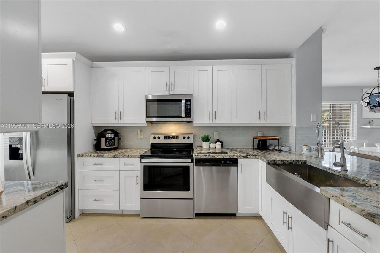 13324 SW 44th St, Miramar, FL 33027 Photo