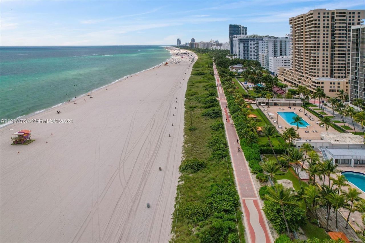 2655 Collins Ave, Unit 1106, Miami Beach, FL 33140 Photo