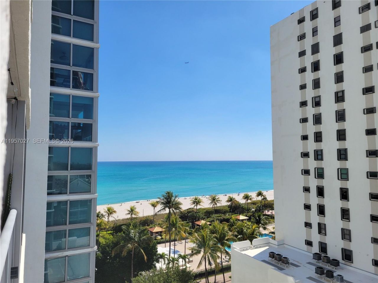 2655 Collins Ave, Unit 1106, Miami Beach, FL 33140 Photo