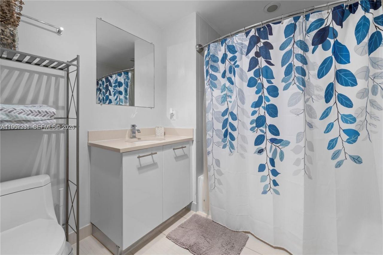 3250 NE 1st Ave, Unit 917, Miami, FL 33137 Photo