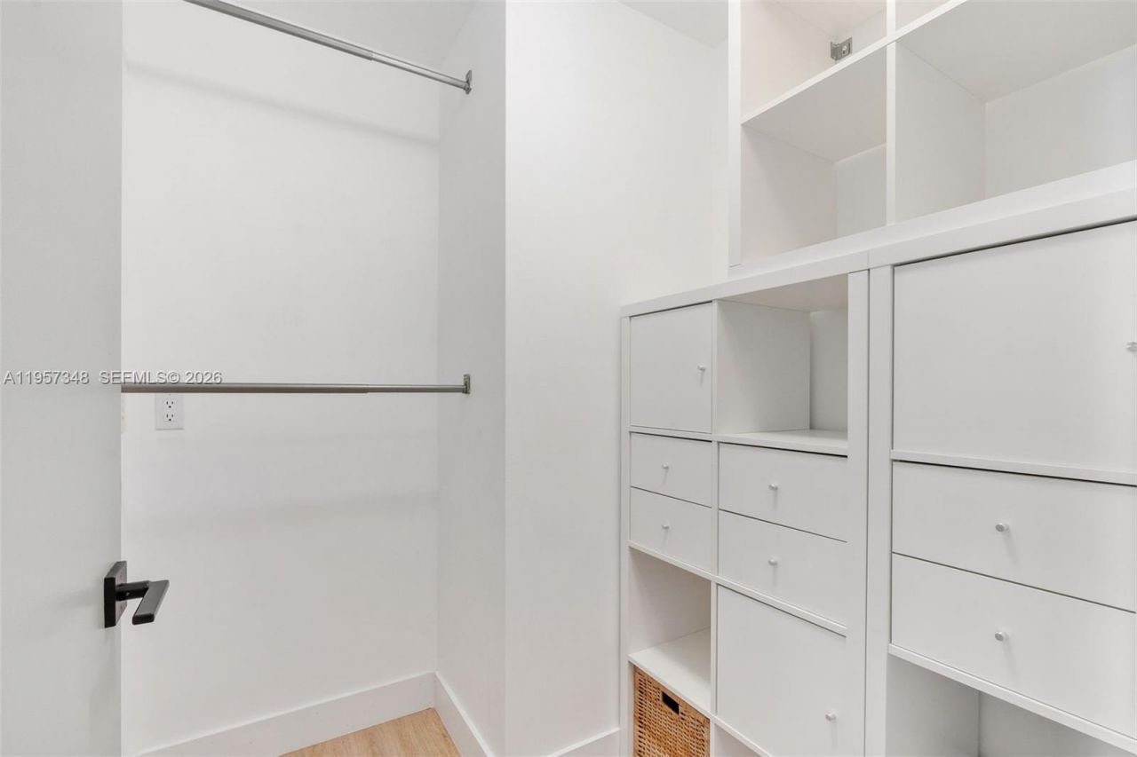 3301 NE 1st Ave, Unit H2215, Miami, FL 33137 Photo
