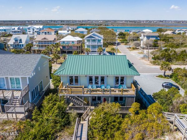 201 S Anderson Boulevard, Topsail Beach, NC 28445