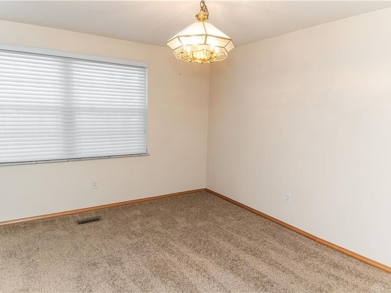 4536 Powell Road, Dayton, OH 45424 Photo 13