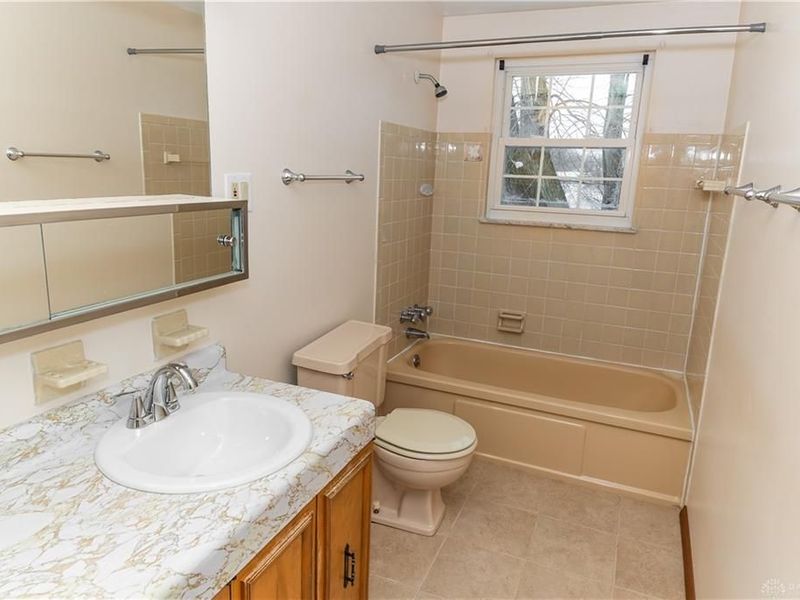 4536 Powell Road, Dayton, OH 45424 Photo 24