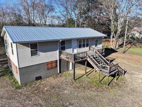275 Black Creek Rd, Columbus, MS 39705