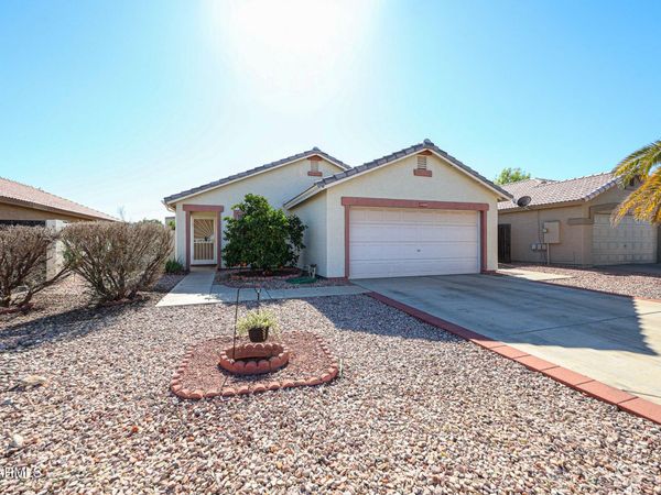 13709 W Ocotillo Lane, Surprise, AZ 85374