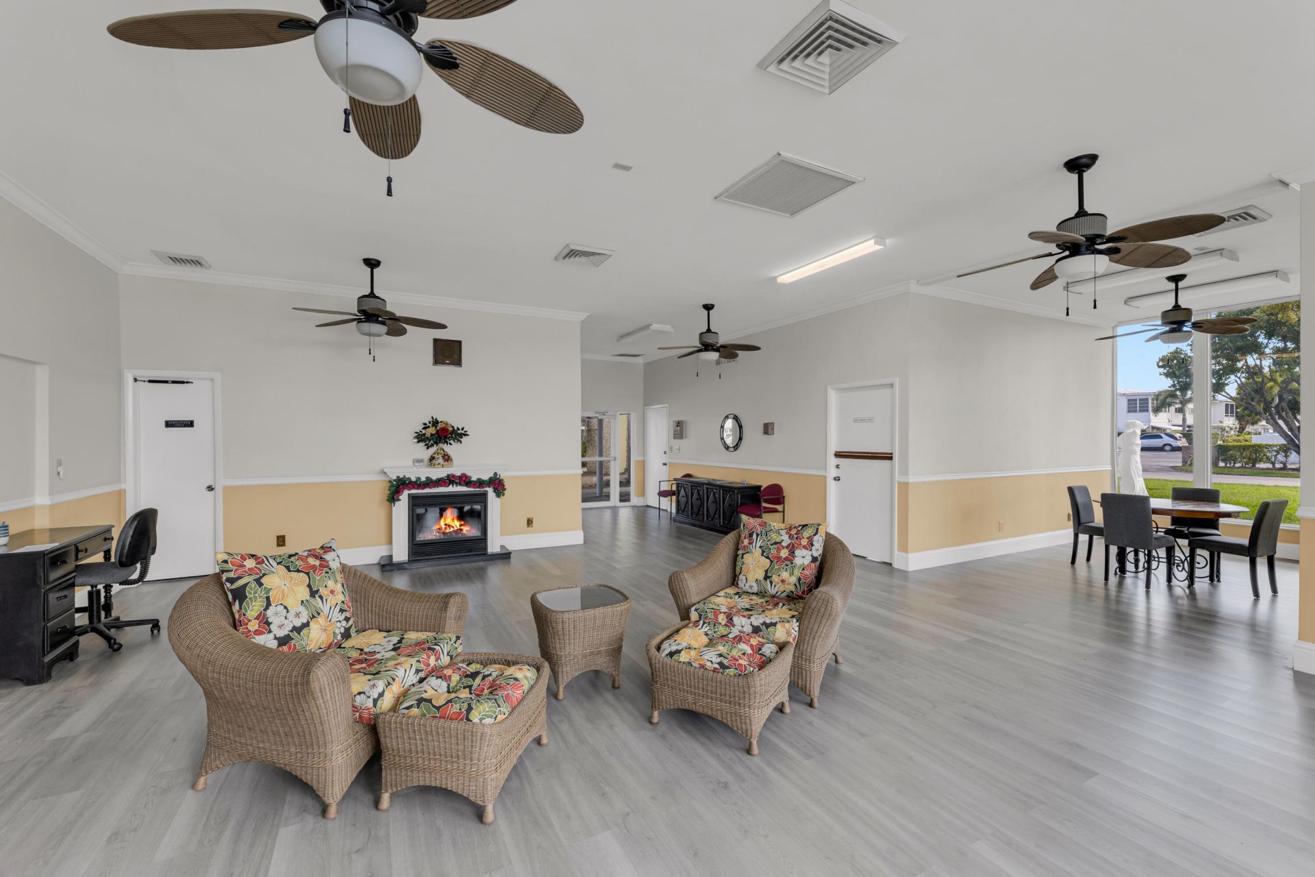 2475 W Golf Boulevard, Unit 247, Pompano Beach, FL 33064 Photo