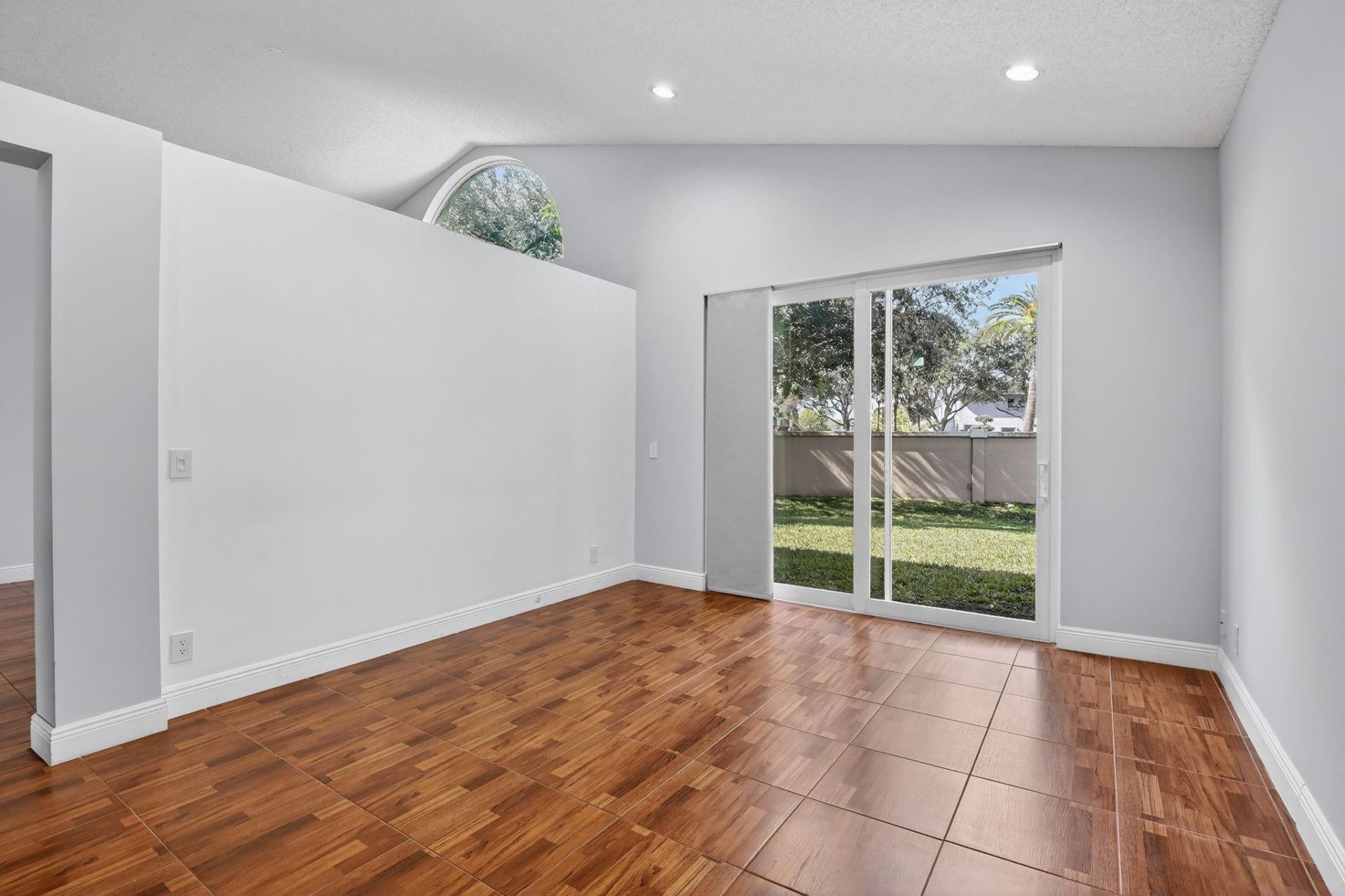 16695 SW 1st Street, Pembroke Pines, FL 33027 Photo