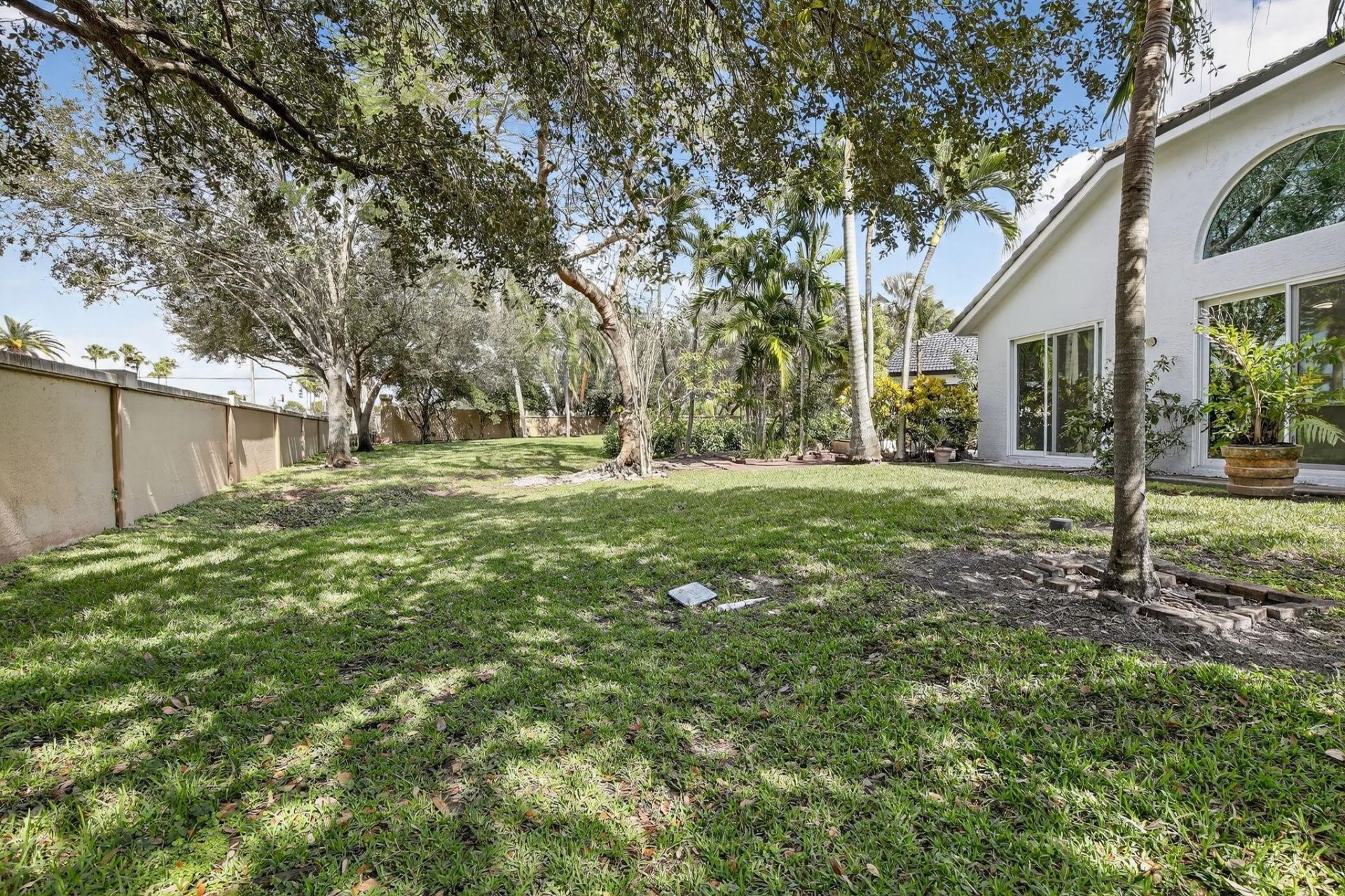 16695 SW 1st Street, Pembroke Pines, FL 33027 Photo