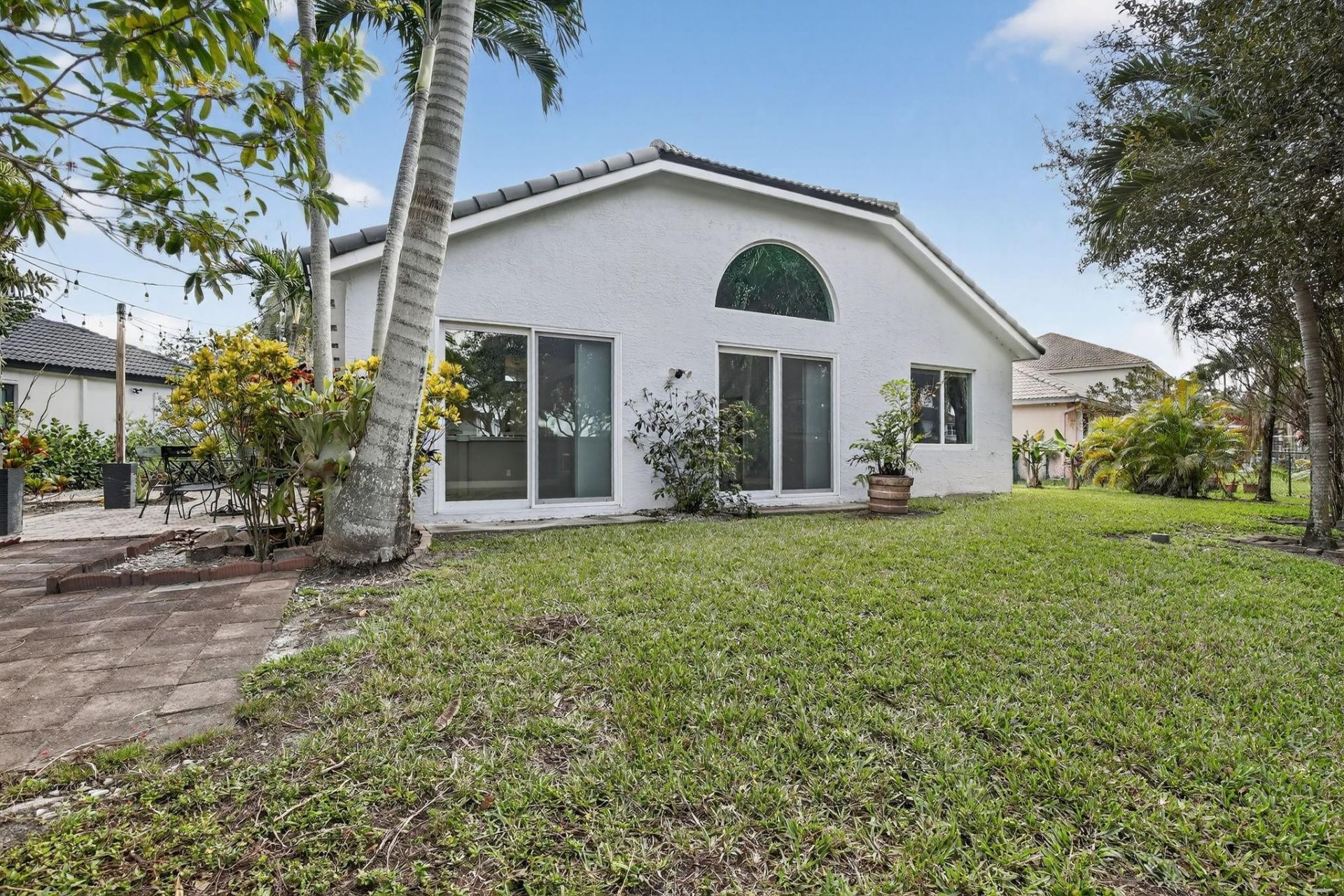16695 SW 1st Street, Pembroke Pines, FL 33027 Photo
